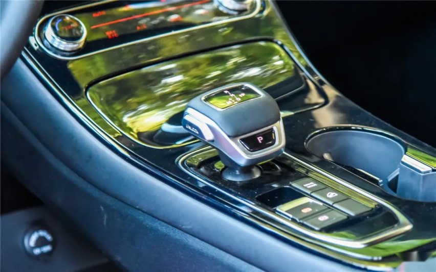 一台国产SUV，我开出4.4L/100km的油耗，秘诀在这里