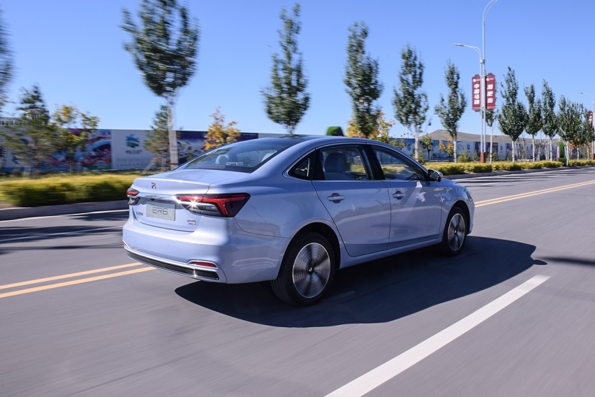 比Model 3好多了！这16万多起步的精品车还有啥绝招？