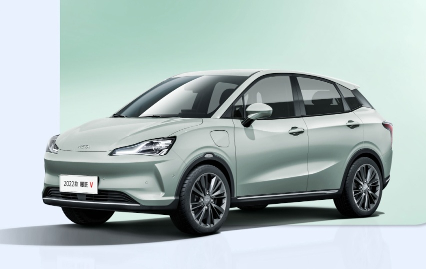 8万级亲民代步SUV！月销超1万辆/空间大 还要啥电动微型车？