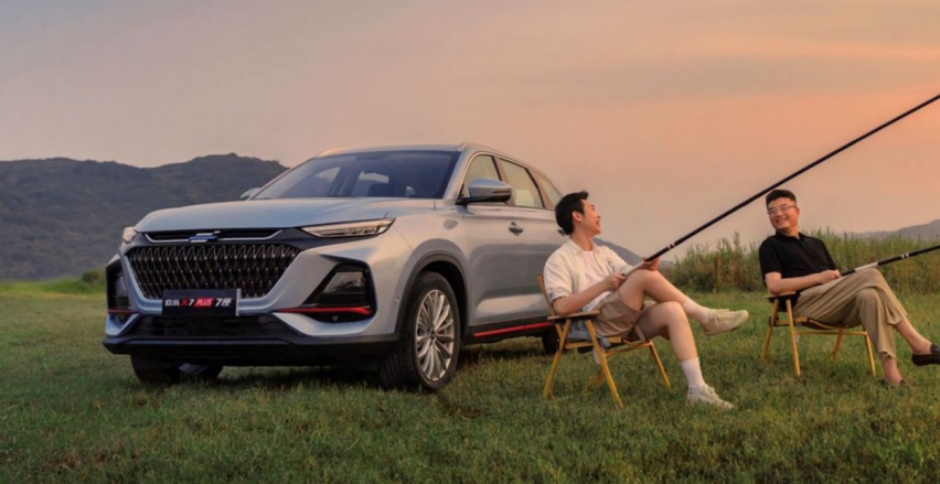 三排、SUV、大厂出品，长安欧尚X7 PLUS七座版售10.69万元起
