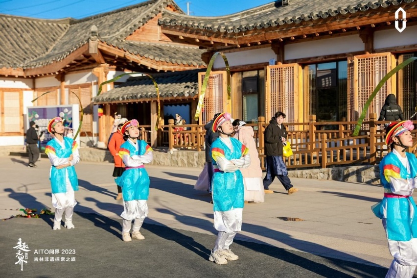 趣无界丨冰雪智驾 趣探边境民俗风情