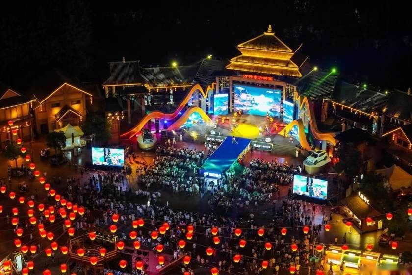 卉眼识车|捷途汽车国风神画之夜 把用户型企业演绎新高度