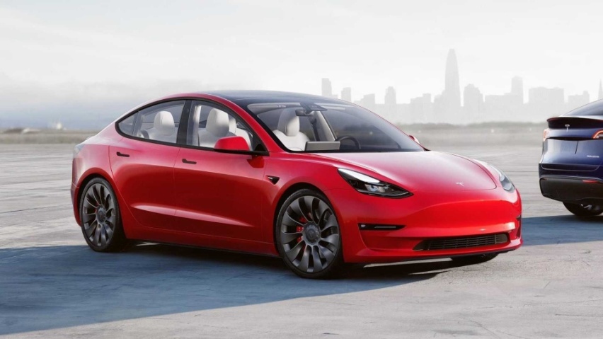 买不起特斯拉Model 3，选了一汽大众ID.7，开了3个月才知道选对