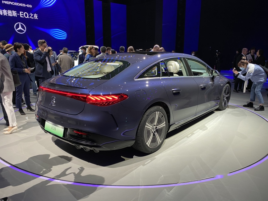 上海车展：什么是豪华电动车？ 让奔驰EQS带你研究