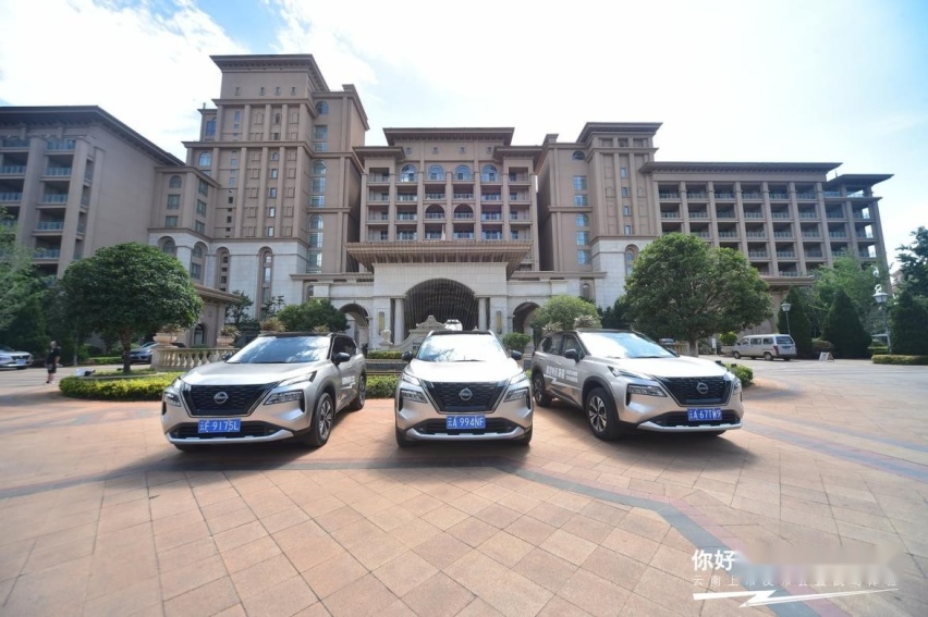试驾超混电驱奇骏 有电车一样的安静舒适 无限接近燃油大扭矩的驾趣