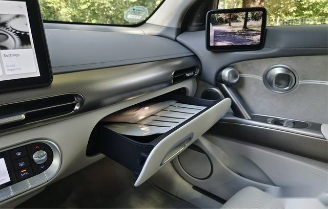 国内首发评测捷尼赛思GV60：求解电动车时代Modern Luxury