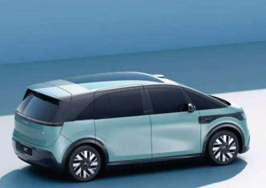 极氪丨极氪MIX宝宝巴士MPV，实际上是跨界的SUV？