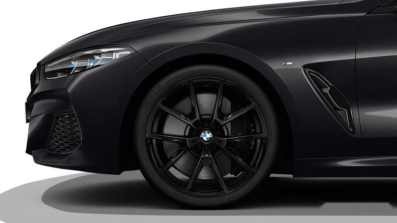 bmw-8-series-frozen-black-edition-jdm (4).jpg