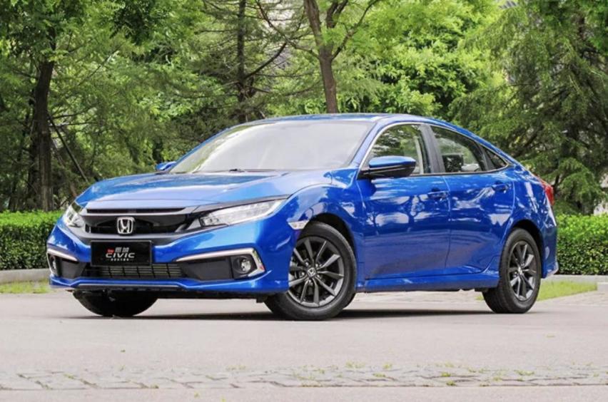 15万内最适合年轻人的三厢轿车！能撩妹又好玩，这三款就对了