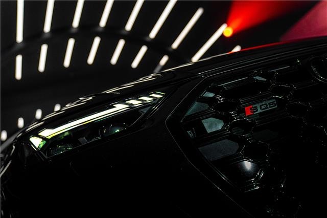 奥迪在重庆隧道搞“灯”？打探全新奥迪SQ5 Sportback隧道秘展