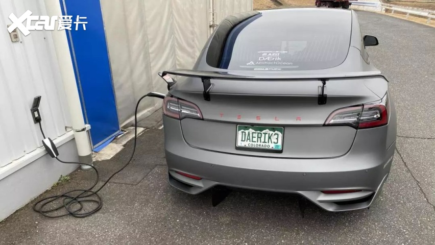 Model 3要将迈凯伦F1比下去？日本筑波赛道再创惊人圈速