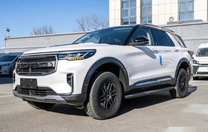 福特打造的新SUV，前脸像福特猛禽，标配2.3T+10AT