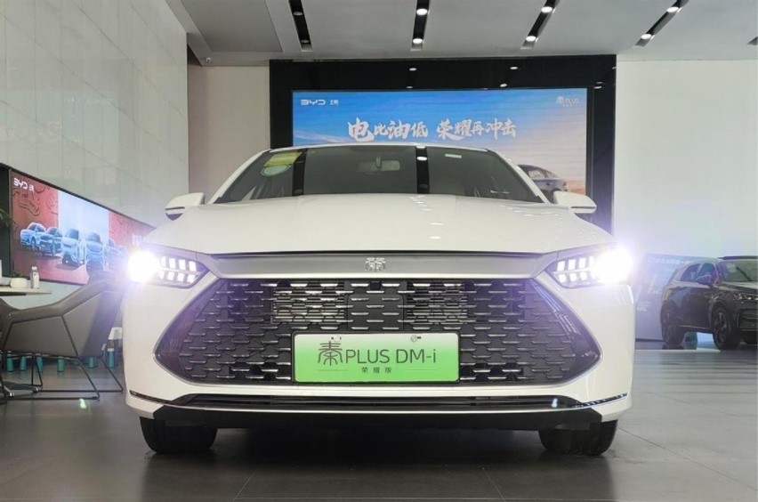 插混市场迎来突破，续航2000km将成常态，油车寿命进入倒计时？