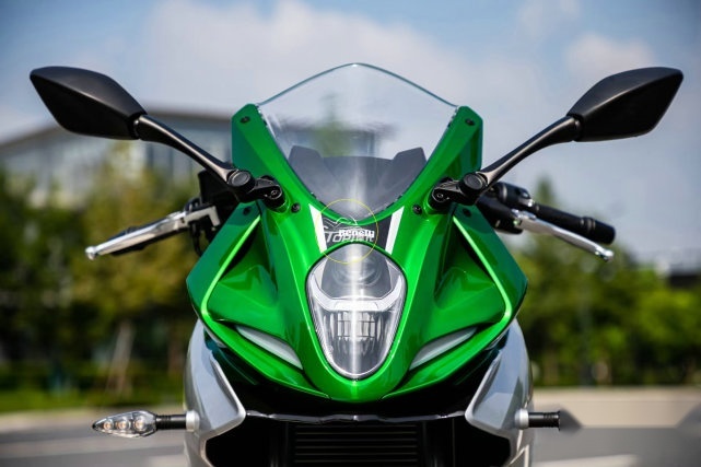 贝纳利Tornado 252R配置公布 超越铃木GSX250R