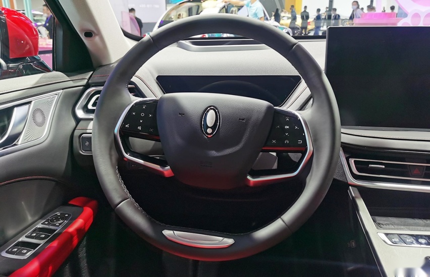 2021成都车展：欧拉樱桃猫正式发布，续航超600km！