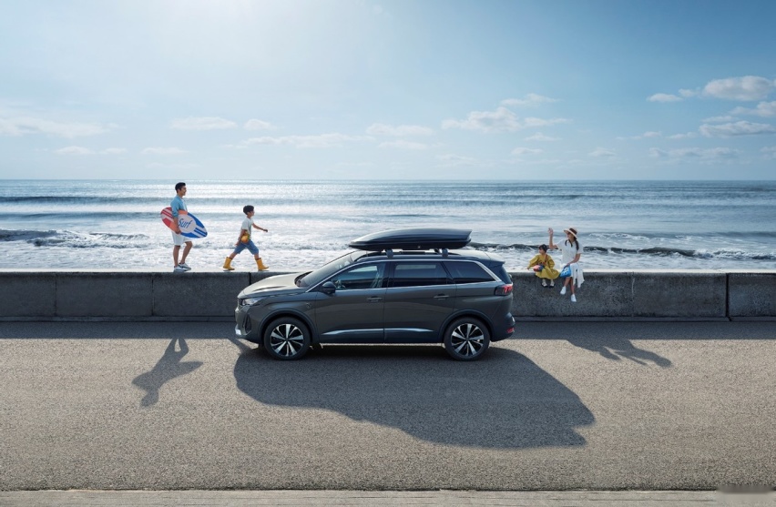 东风标致新5008：奶爸“溜娃”的首选SUV，全方位关爱亲子健康出行