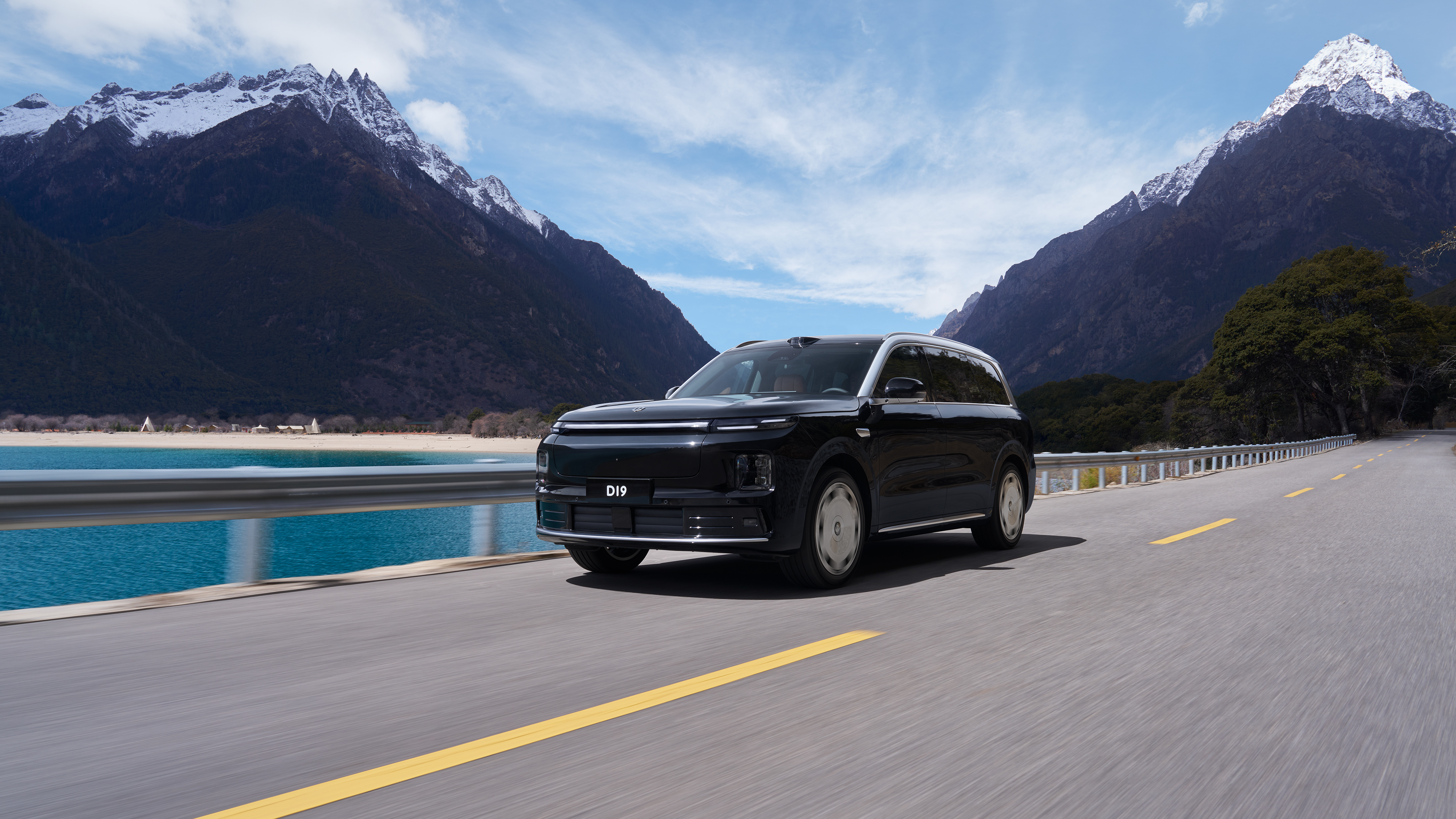 全域自研的硬核实力：零跑D19售价21.98万起，重塑旗舰平权新时代