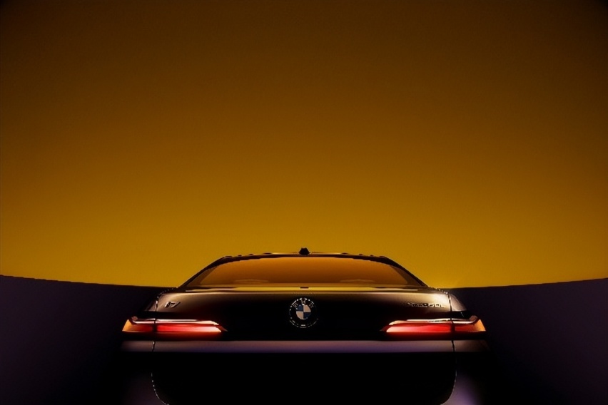 灵感来自中国，最强7系BMW i7首发，宝马迈入纯电动时代