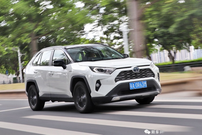 一汽丰田RAV4超深度车评：不是所有的传奇都能延续传奇