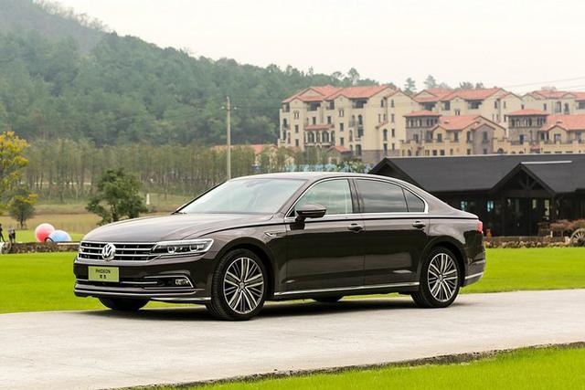 大众旗舰轿车辉昂从34万跌至22万，值得入手吗？