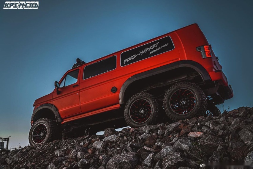 ford-e-150-raptor-rendering-looks-like-a-forward-control-van_1.jpg
