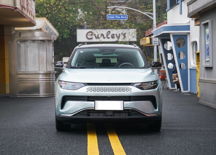 不到15万的中型增程式SUV！轴距接近3米配无框车门，续航1000Km