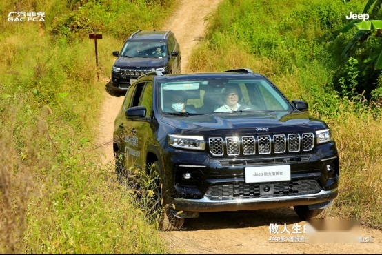 Jeep®新大指挥官降临重庆天盟飞行基地，开启别样野奢体验