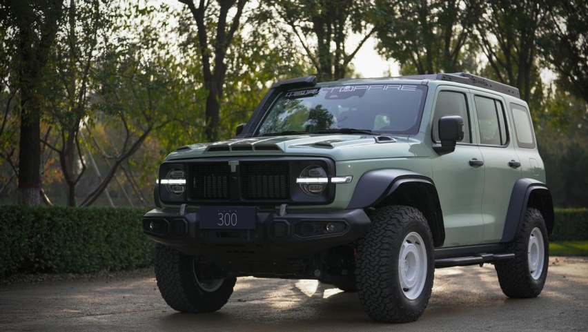 坦克500 Hi4-T综合油耗仅2.2L，预售36万，6月下旬正式上