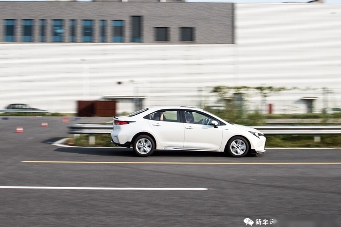 五车同台竞技，谁才是真的运动车？