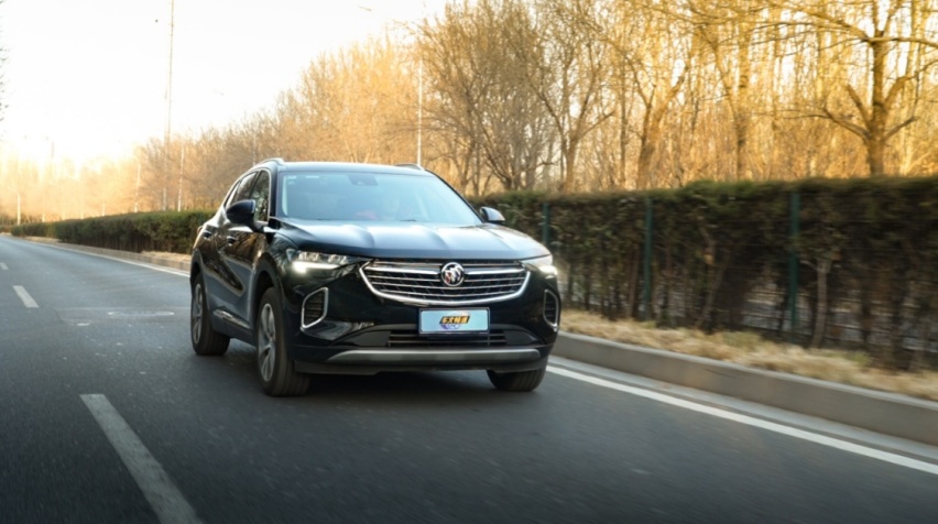 20万级中型合资SUV，探岳、昂科威S、新5008你更中意谁？