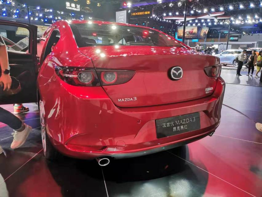 全新马自达3昂克赛拉预售12.59万起！你确定还要买思域？