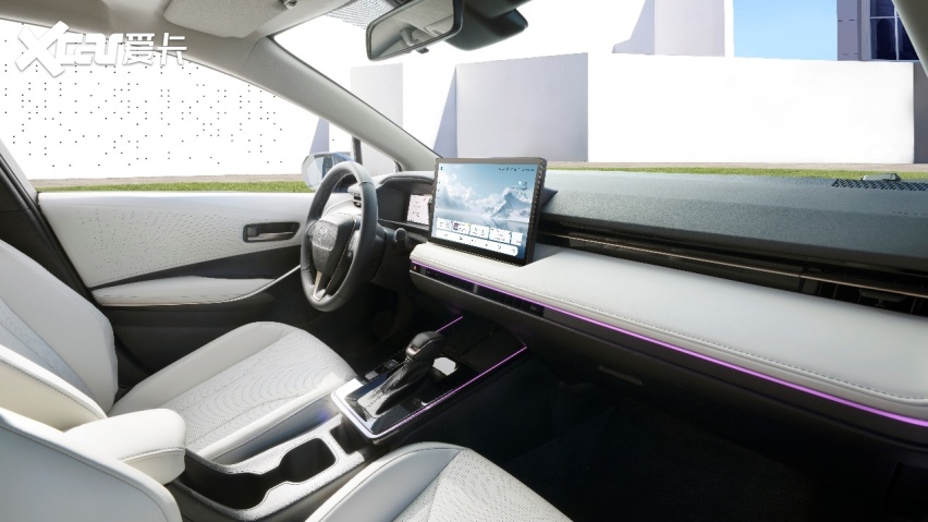 售价9.9万元起，全新智混卡罗拉焕新上市!