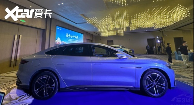 家用可靠之选，三款热门中大型纯电动轿车推荐