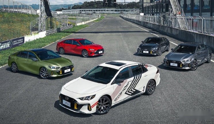 传祺影豹将参加2022赛季CTCC，并推出赛车同款R-style套件
