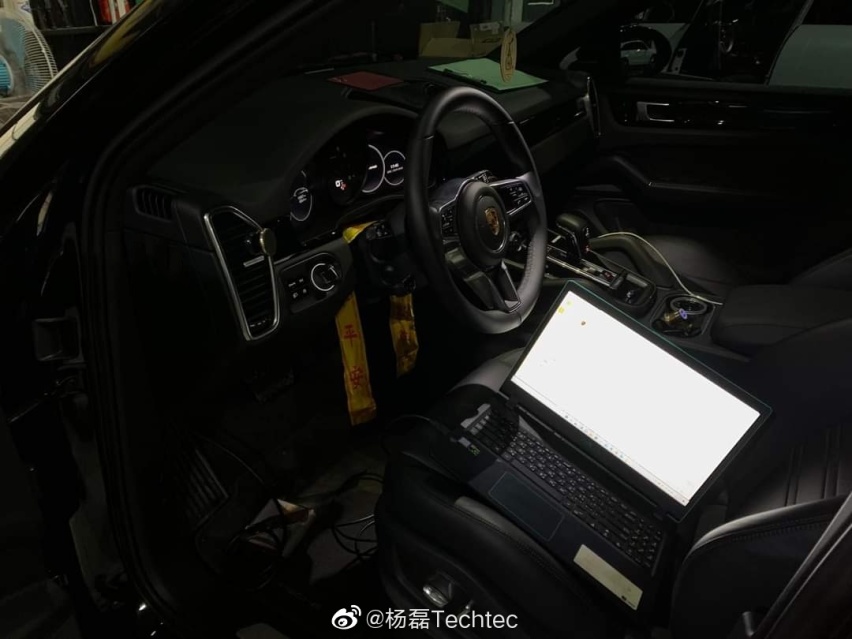 保时捷卡宴3.0T改装Mach5高流速头段+德国Techtec动力升级