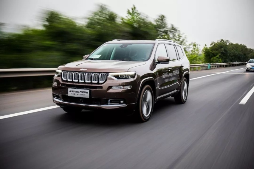 一台好好的Jeep大指挥官被切割 到底能看出来点啥？