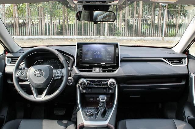 异味大、风噪明显、发动机异响，车主真实评价全新RAV4荣放