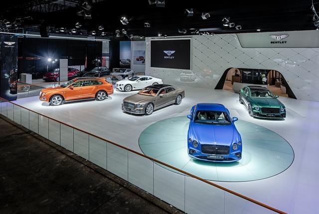 宾利闪耀深港澳车展，全新欧陆GT V8中国首秀