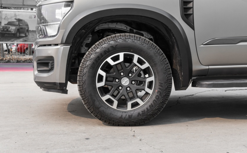 保定“猛禽F150”？威狮1949预售15万起，一天订出1000台