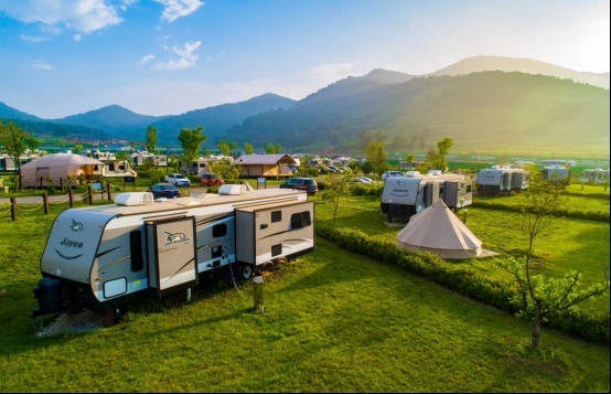 BJ40打造的快乐星球：包下整座山谷，让你去野