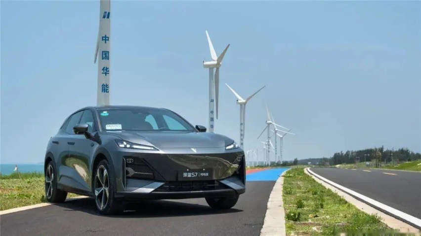 终于上市了！深蓝S7售价14.99万元起，满意了吗？