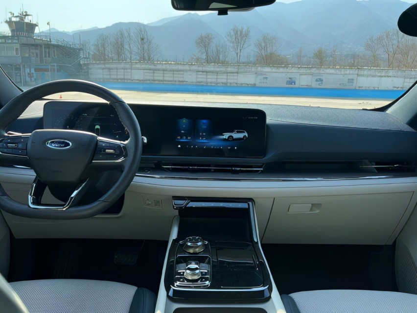 Mobileye EYEQ4芯片+21枚传感器，领睿智能媲美蔚小理？