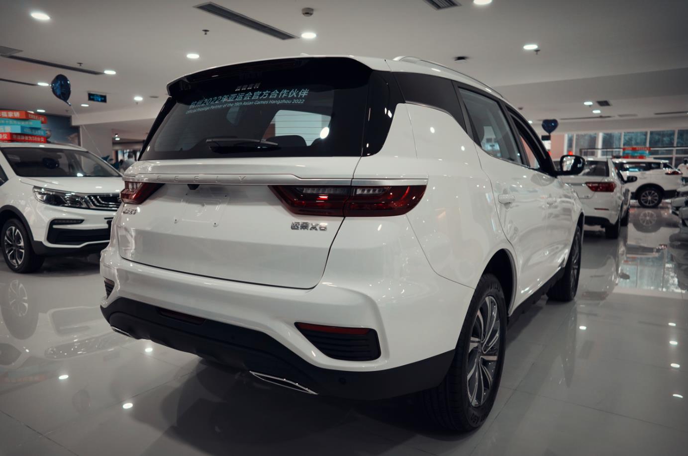 ��������˵�SUV���ߴ翴�R��Խ�����u6�f�࣬���ô_������