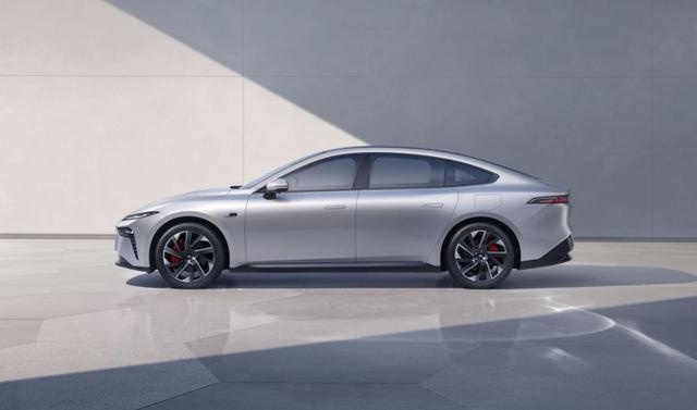 东风奕派eπ007开启大定：15.96万元起售，到底值不值？
