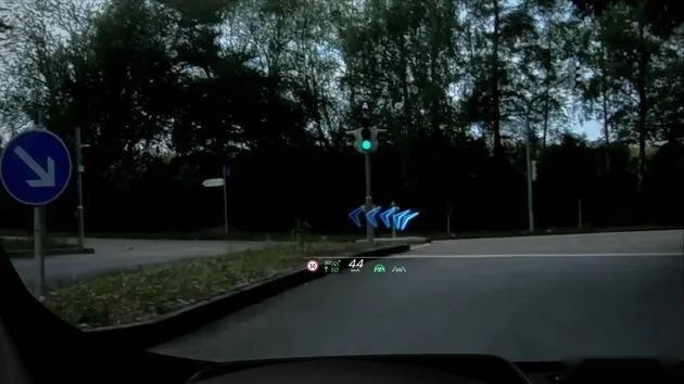 极具舒适的感官盛宴 试驾：奔驰S500L