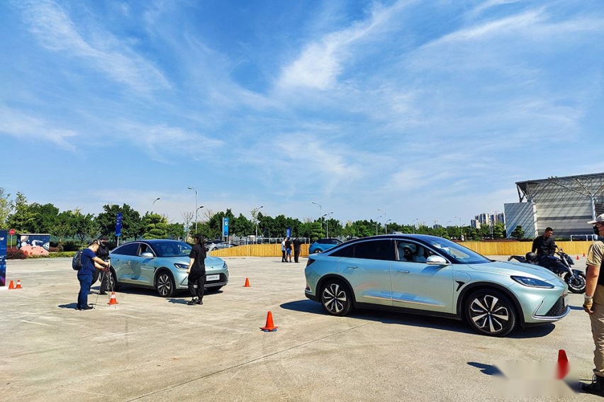 场地试驾阿尔法S：底盘调教是亮点 麦格纳诚不欺我