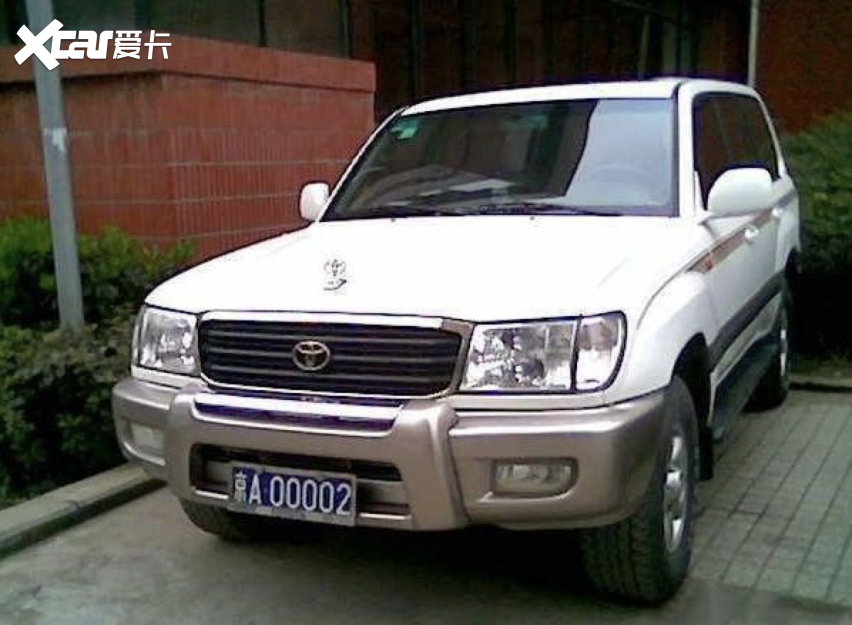 车贵不是富,车牌号靓才行!最好还得是"京a"