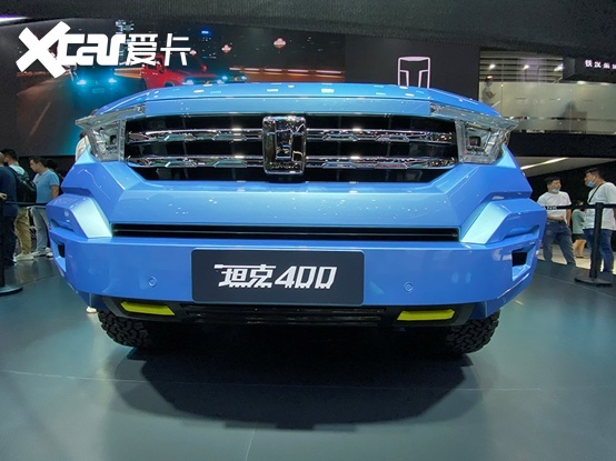 实拍坦克400，车如其名，看着都来劲儿