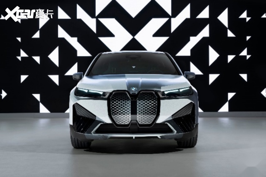 副本20220726-世界首台变色概念车BMW iX Flow与宝马最新数字化成果 共同诠释创新实力与数字化魅力830.png