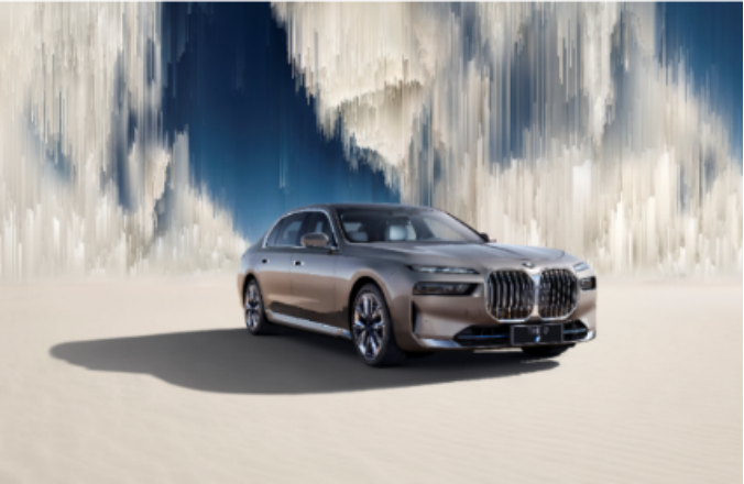 限量版画送首批车主，BMW i7陆续到店